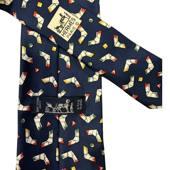 Hermès 5004 EA Navy Blue 100% Silk Boomerang Print Necktie Made in France - Picture 8 of 8